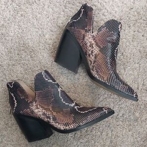 Vince Camuto "Gigietta" Boots
